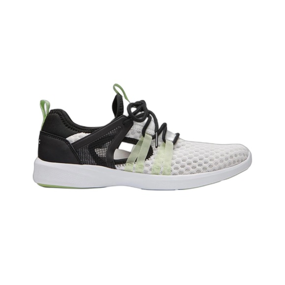 Vionic Shoes - Vionic Women’s adore Active Sneaker Black White size 9 EUC!